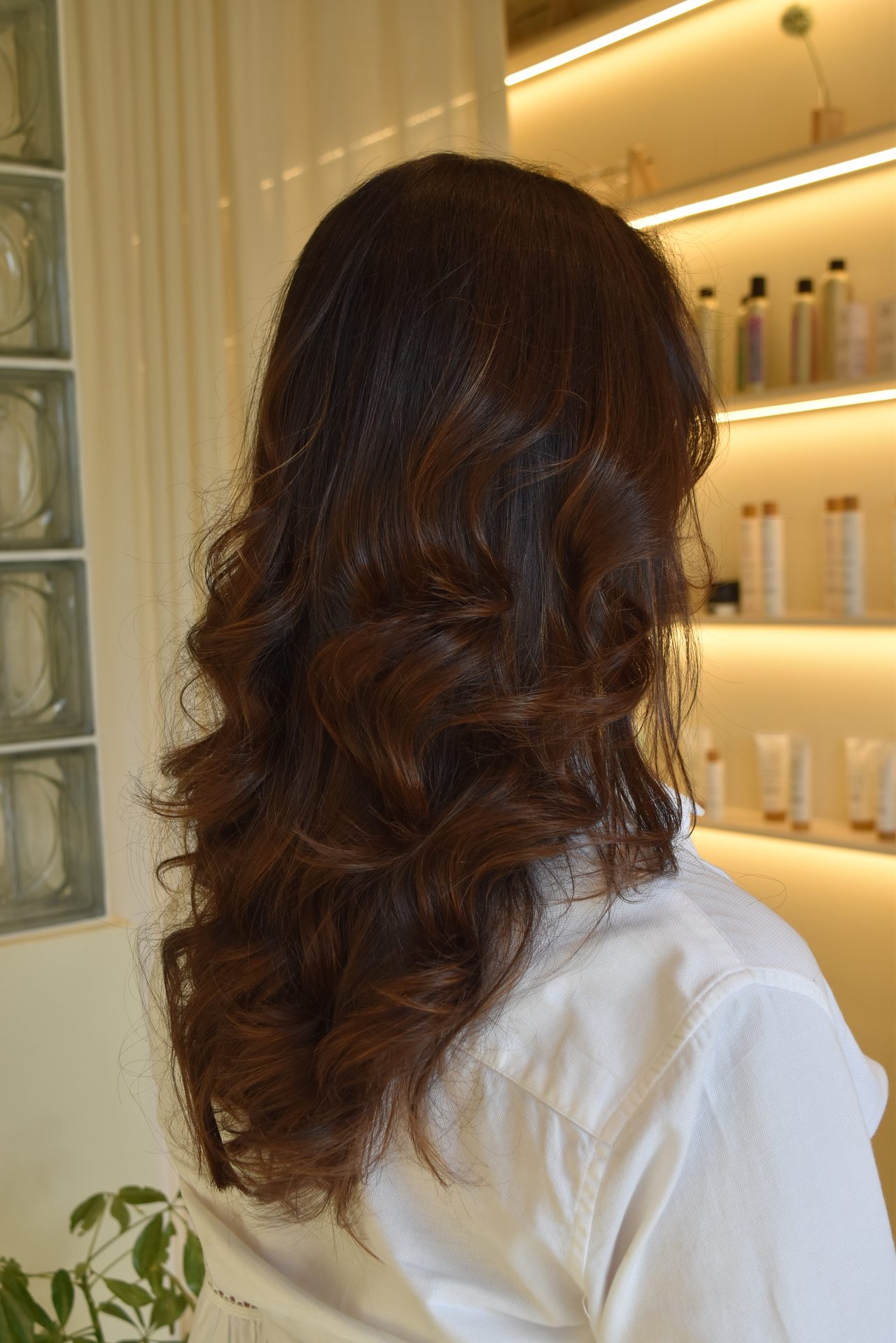 Hair Colouring Trends: What's Hot in Abu Dhabi